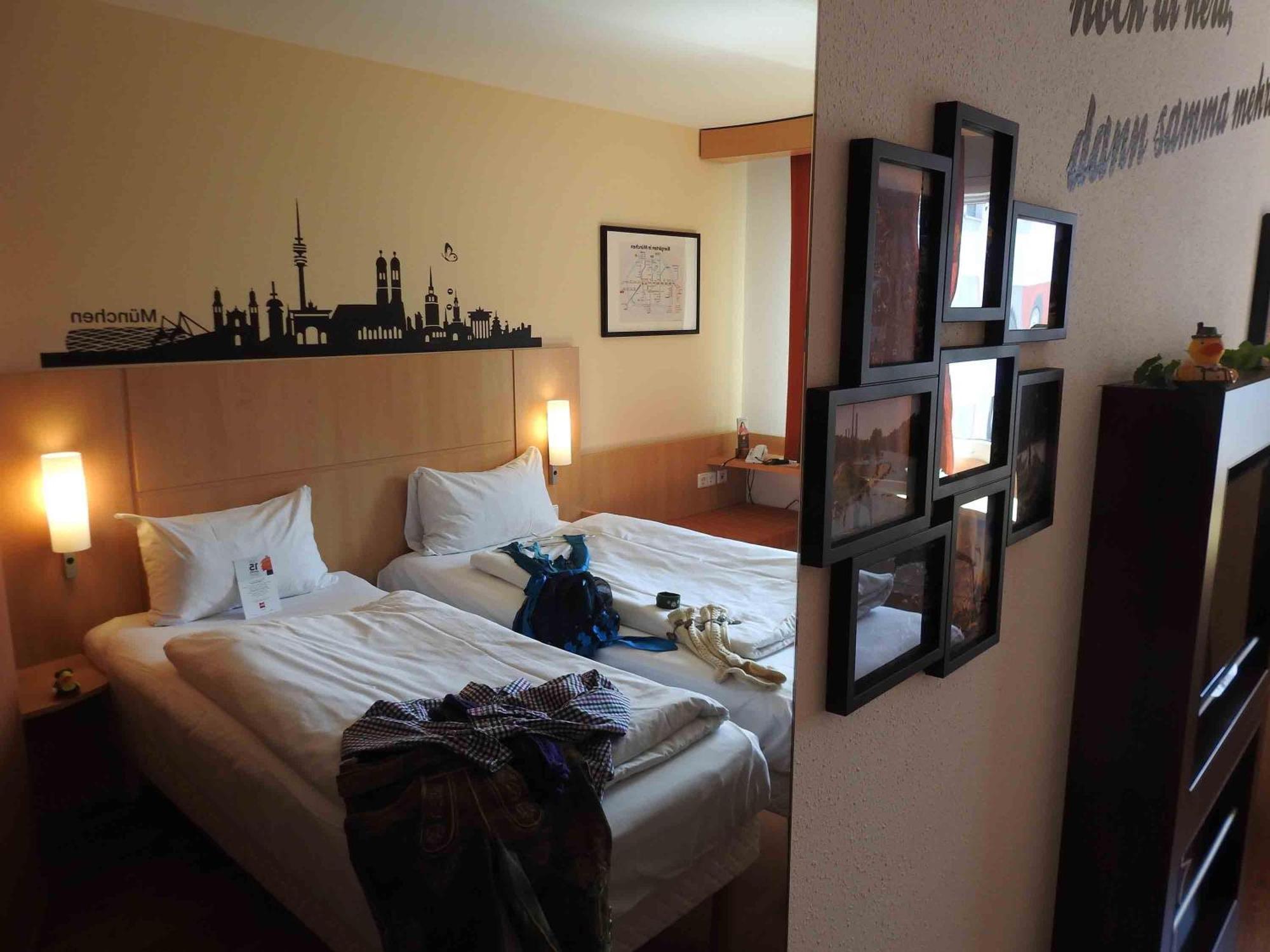 Ibis Hotel Muenchen City West — Photos 2